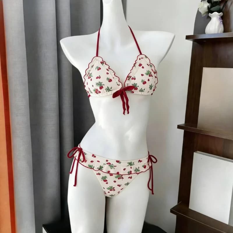 Women's sexy floral bikini swimsuit, two pieces with American lacing, for beach and summer holidays