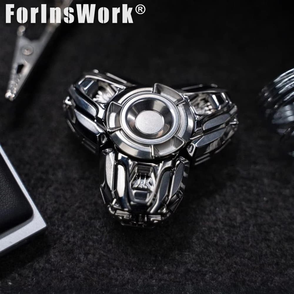 TIER I Jing Xian Open Armor Spinner in Metallo, Fidget Spinner in Titanio e Zirconio, Giocattolo Antistress da Scrivania per Ufficio