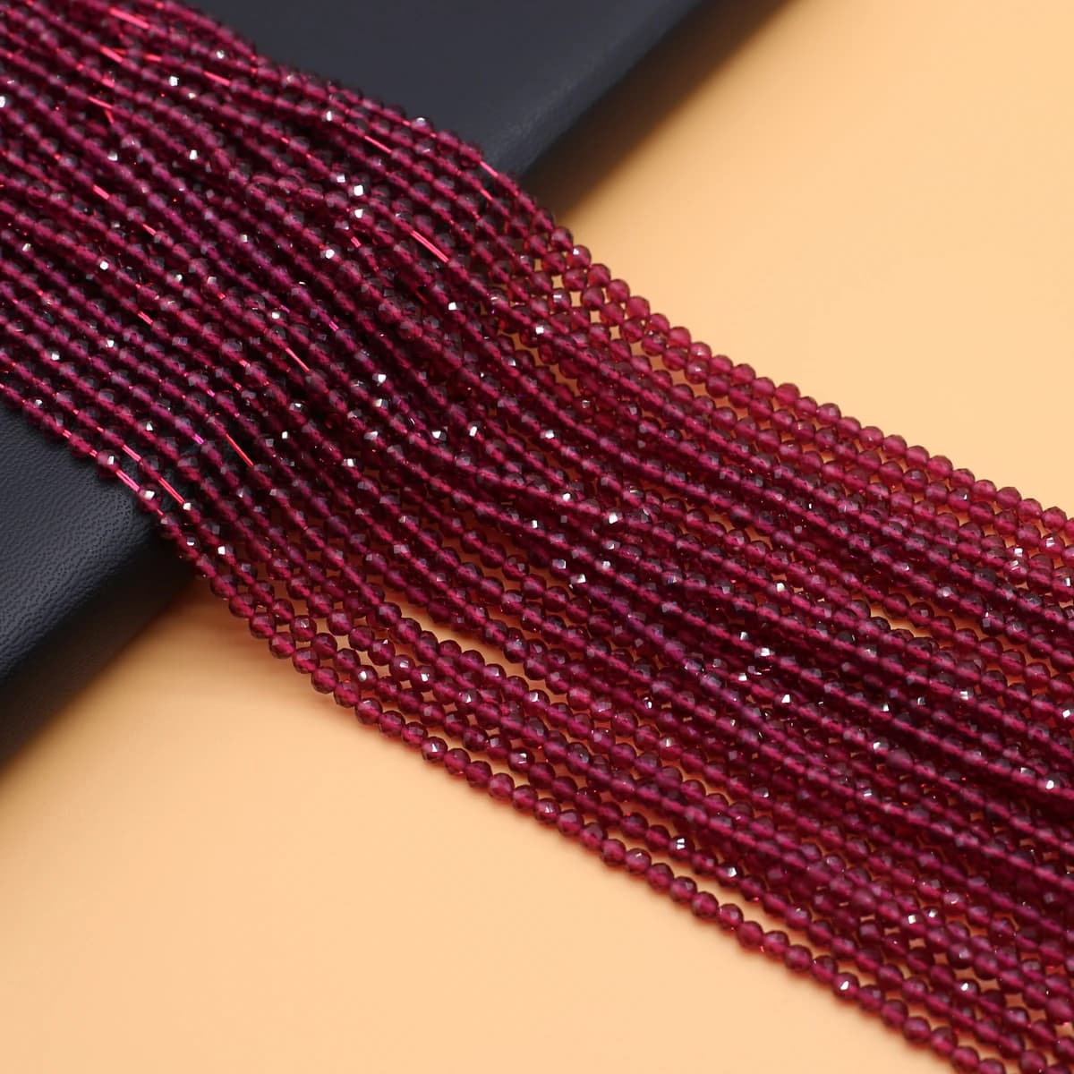 Perline di pietra naturale piccolo spinello sfaccettato isolato perline allentate per la creazione di gioielli fai da te donne collana braccialetto accessori regalo