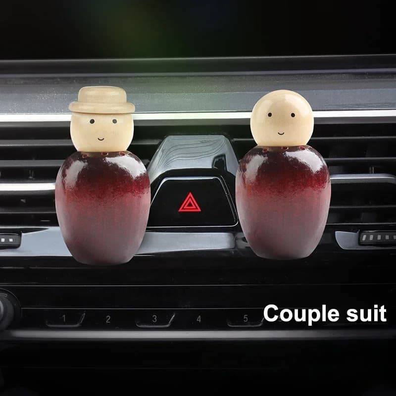 1/2 Pezzi Diffusore di Oli Essenziali per Auto a Forma di Bambola, Deodorante per Auto in Legno, Decorazione Originale per Interni Auto, Accessorio Aromatico