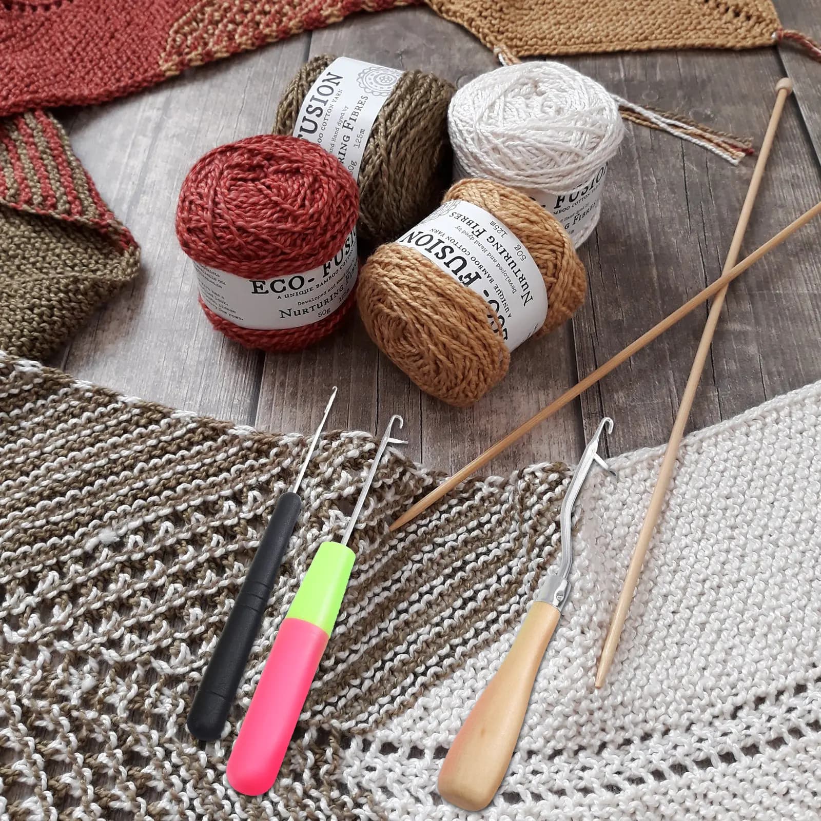 Set Premium di Ferri da Maglia e Uncinetto, Leggeri ed Ergonomici con Superficie Liscia per Principianti, Intermedi ed Esperti, Ideali per Cappelli Fai-da-Te