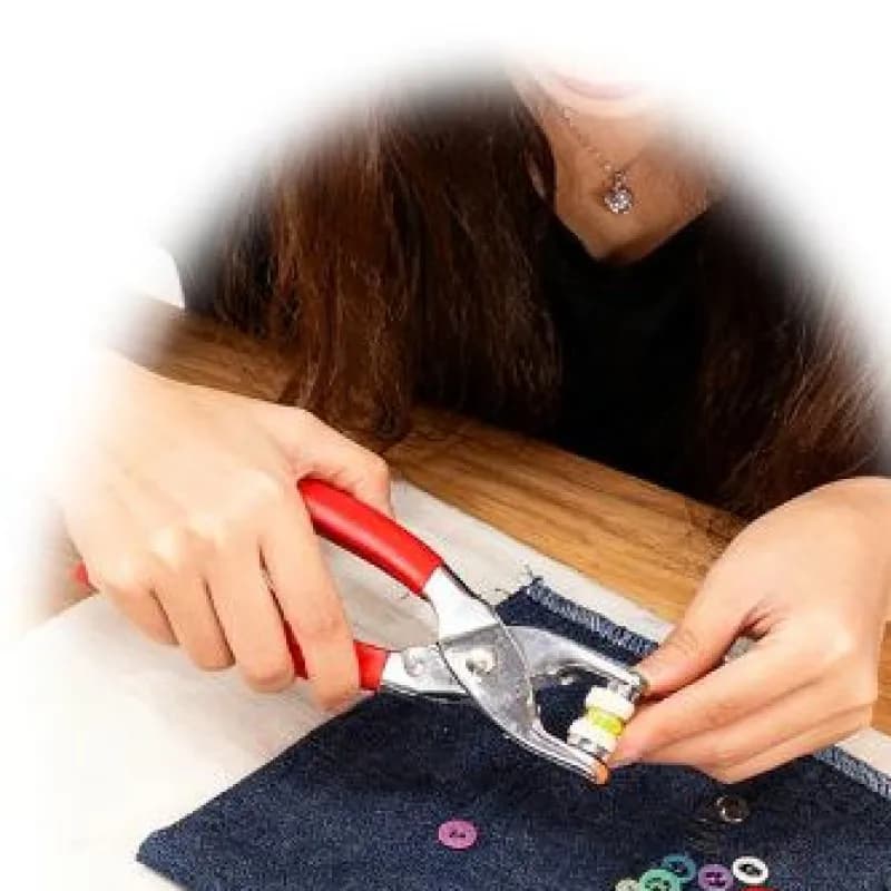 Kit di Pinze per Occhielli con 100 Bottoni Metallici, Kit di Cucito con Pinze per Chiusure a Scatto, Set di Strumenti per Abbigliamento e Cucito