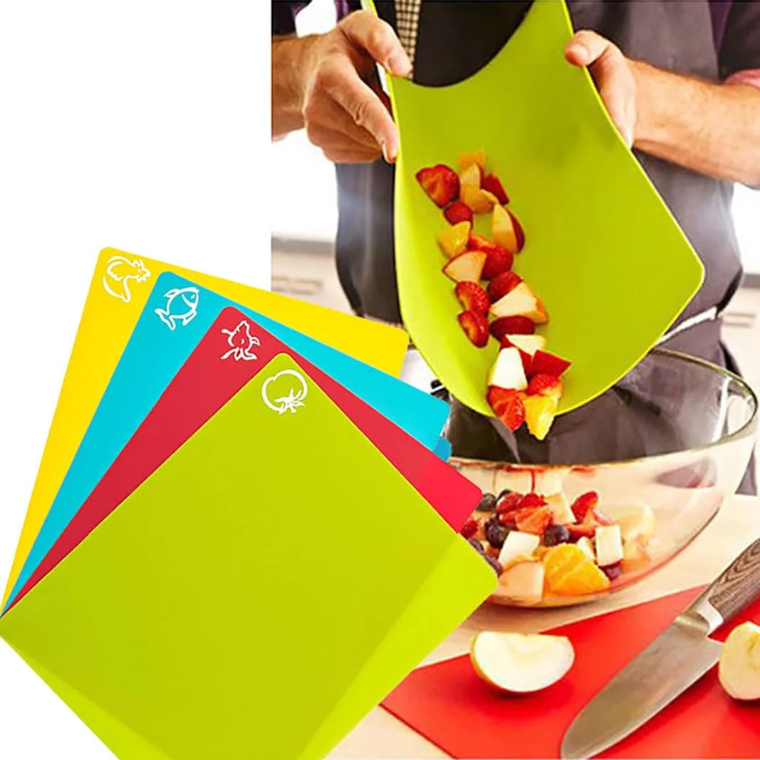 Set di 4 tagliere antiscivolo in plastica flessibile con tappetini da cucina con icone alimentare