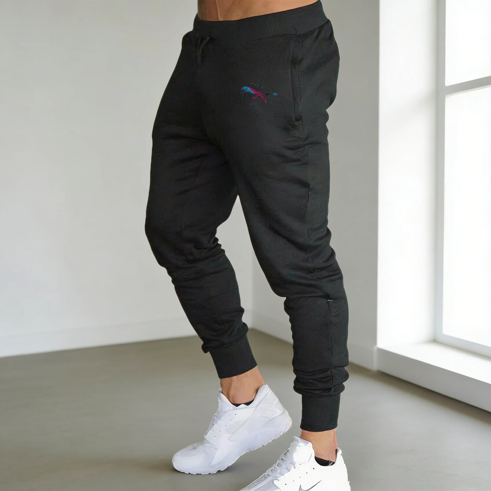 Men's sports pants - Running pants with cheetah pattern - Fitness and football training pants - Adherent casual sports pants - Men's shorts