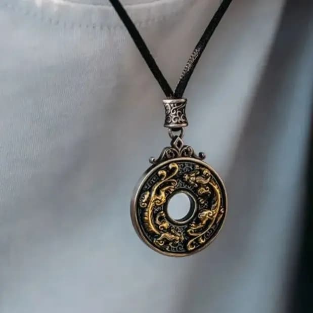 Bestia di buon auspicio Brave Peace Buckle Fortune Swallow Collana con cordino con ciondolo bestia in oro Stile cinese Catena di gilet per l'anno di vita