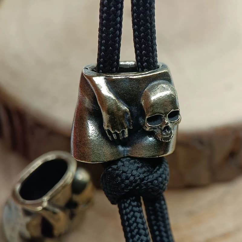 Mano testa di teschio in ottone coltello perline Punk EDC Outdoor fai da te Paracord intrecciato cordino pendenti retrò ombrello corda bracciali accessori