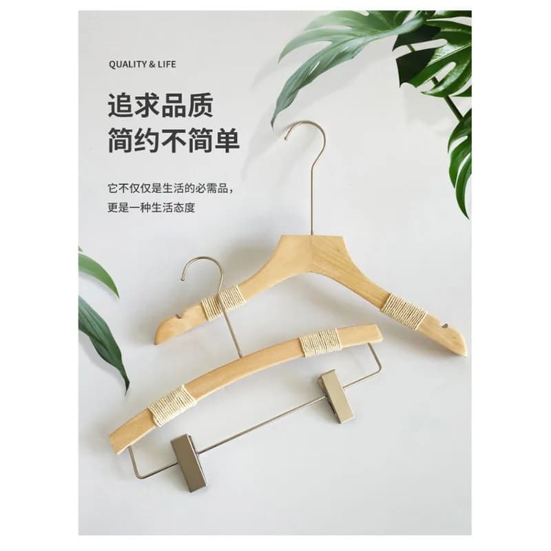 10 large shoulder solid wood clothes hangers, wooden clothes hangers, seamless wooden clothes hangers for sweaters, pants, heavy clothes