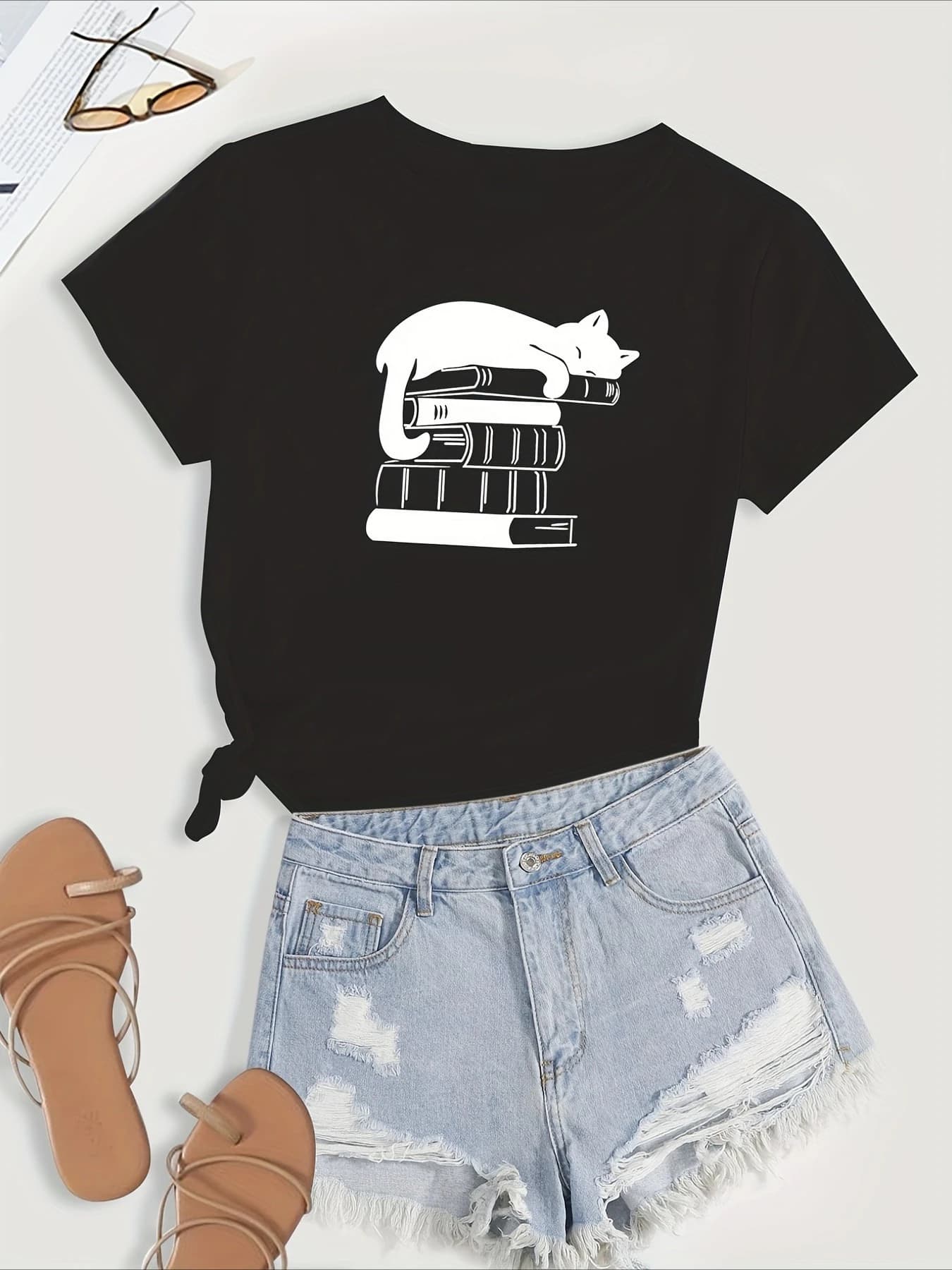Cute Cat Books T-shirt con stampa grafica Manica corta Girocollo Top casual per abbigliamento estivo da donna T-shirt estiva a maniche corte
