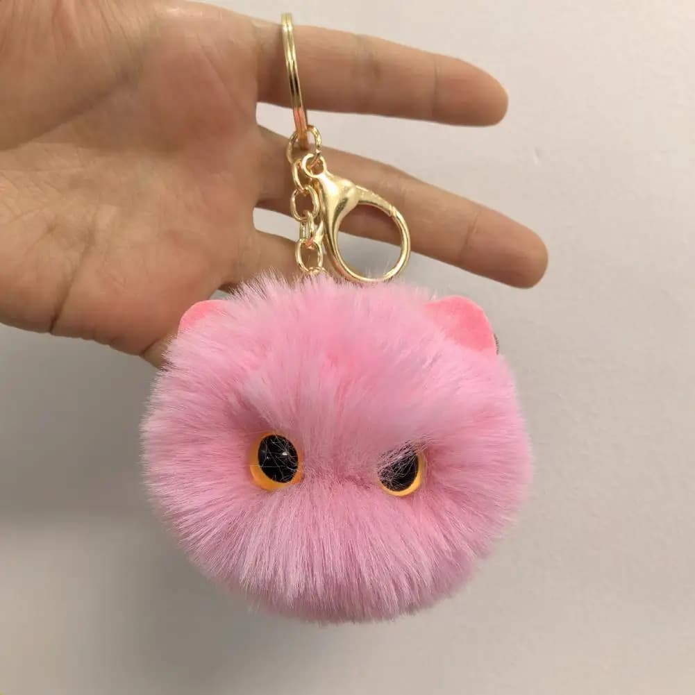 Portachiavi Gatto Peloso, Ciondolo a Palla di Peluche, Simpatico Gatto Nero Soffice, Charm per Borsa, Accessorio Morbido per Zaino e Auto