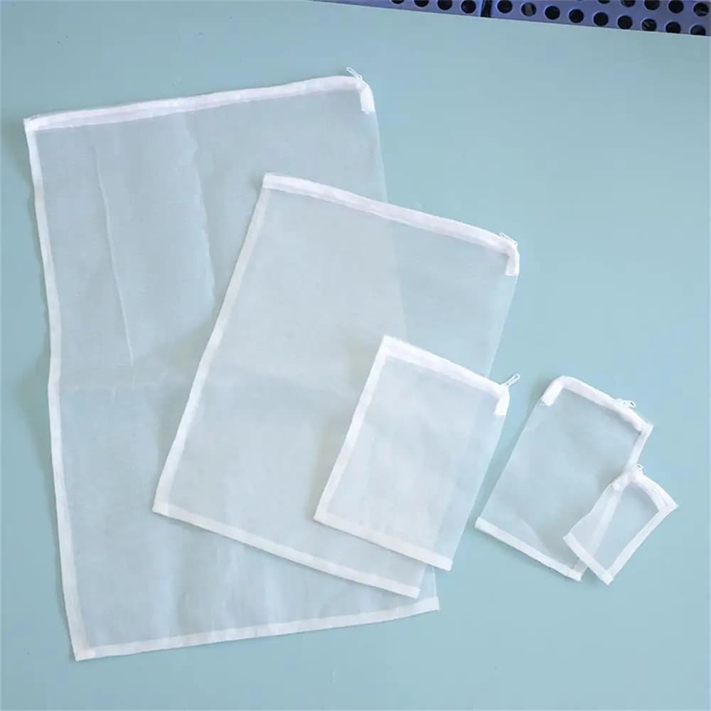 5 Pz 100 Maglia di Nylon Foro Denso Filtro Rete Sacchetto di Maglia Acquario Stagno Per Bio Palla di Carbonio Media Acquario Serbatoio di Pesce sacchetto di isolamento