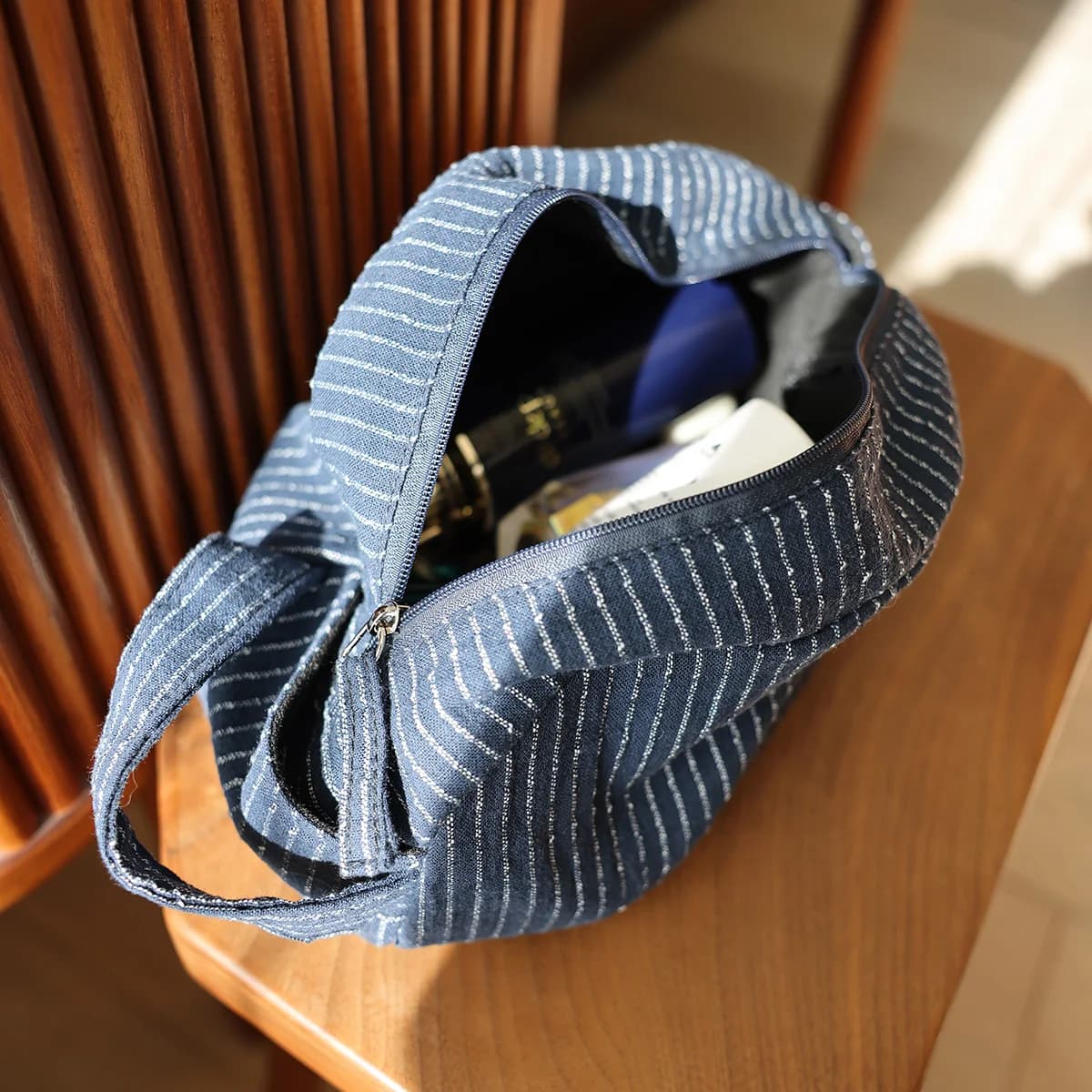 Women's Large Capacity Portable Cosmetic Bags Universal Laptop Washer Bag for Travel Organizer Bag For Clothing Storage