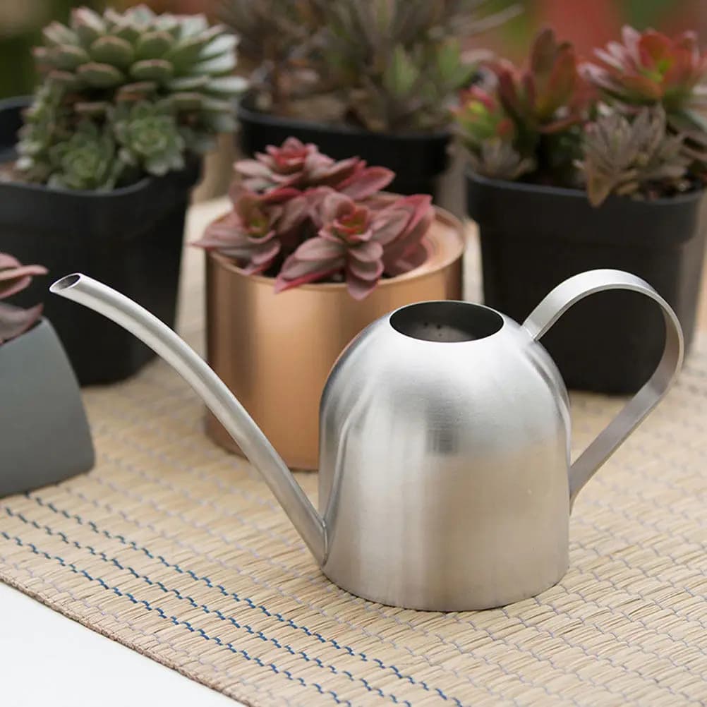 1Pcs Long Spout Watering Can Heavy Duty Garden Watering Pot for Indoor Outdoor Plants Flower Sprayer Household Gardening Supply