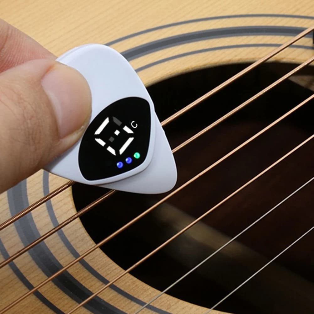 Plettro e accordatore per chitarra Combo Accordatori per chitarra elettrica portatili 2 in 1 Plettri Strumento di accordatura per chitarra elettrica acustica Basso Mandolino