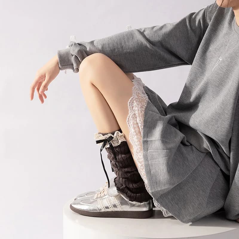 Women's Scales with Flake, Winter Thermal Socks Elasticized in Thick Wool, Red, Lolita Style
