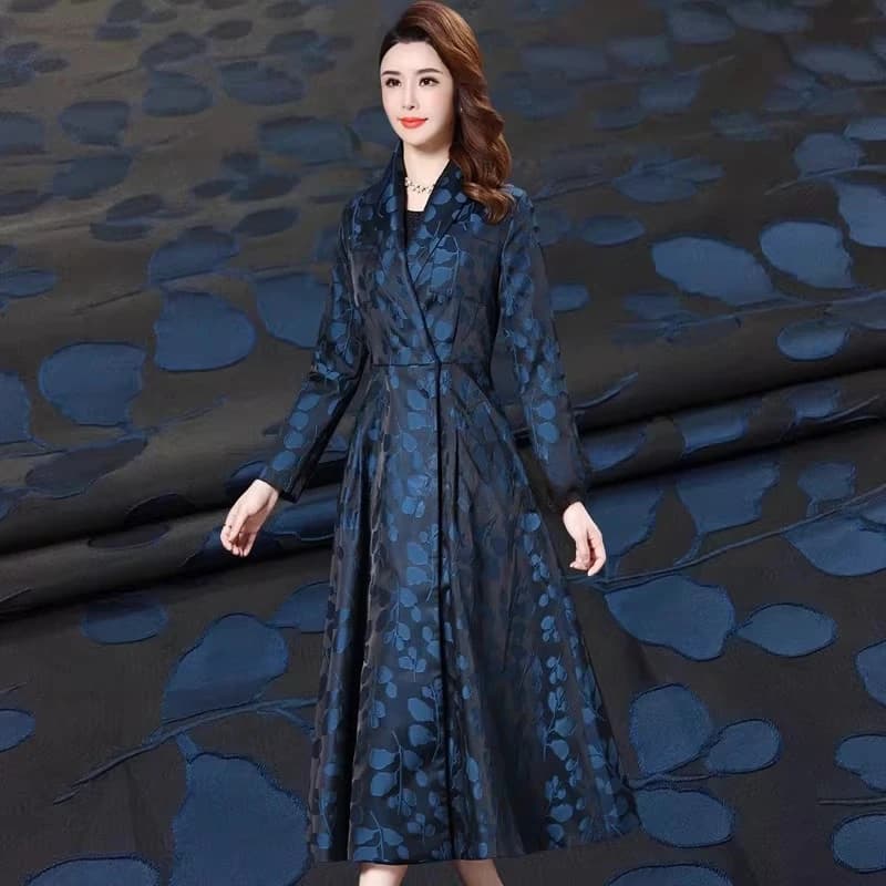 Jacquard Fabric European Brand Spring Autumn Dress Windbreaker Fashion Leaf Dark Pattern Warm Comfortable Wholesale Cloth