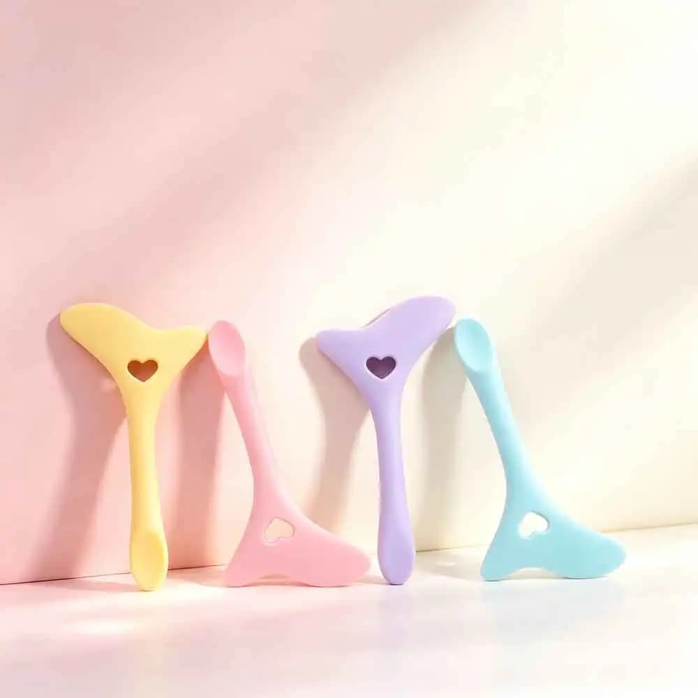 vvocci Silicone Mascara Eyelash Shield Applicator Guard Tool Multifunction Eyelash Eyeshadow Pads Reusable Eyelashes Guide Tool