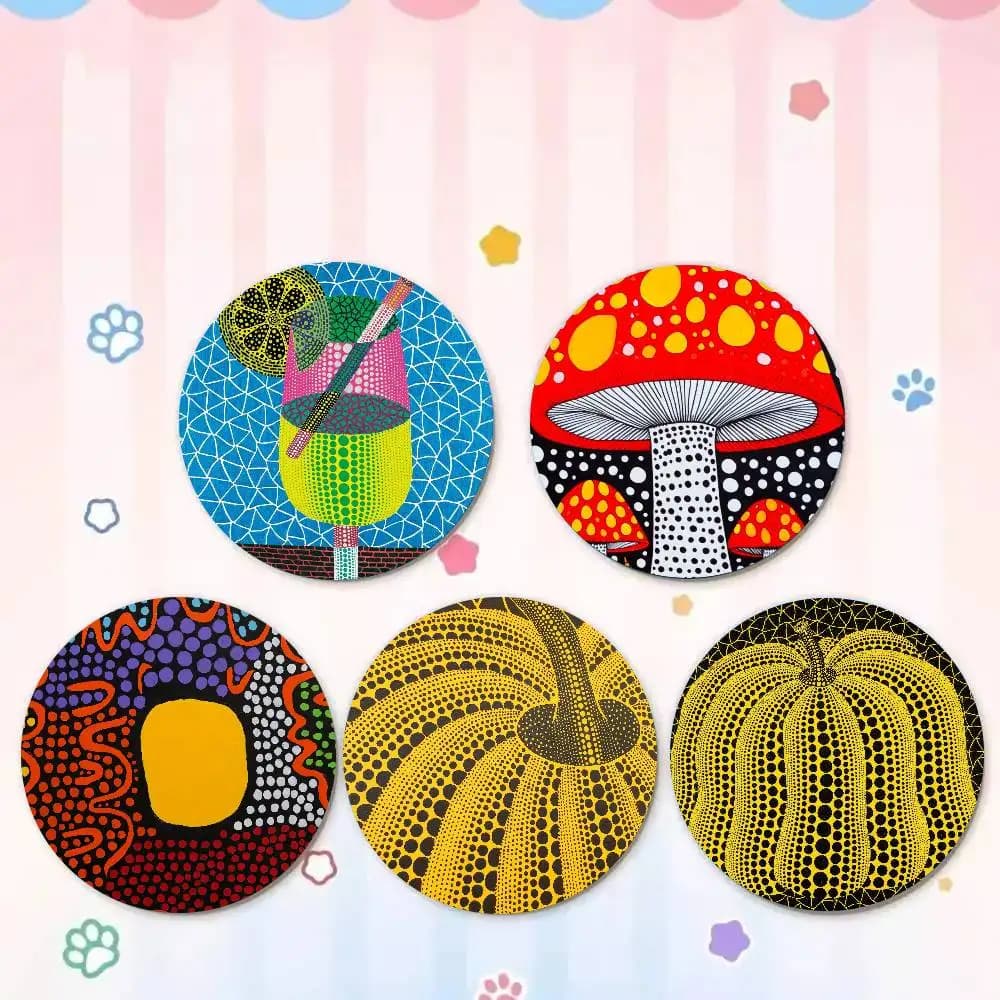 Spilla artistica Kusama Yayoi, distintivo a cartone animato per amici, accessori da collezione per zaini e vestiti, gioielli, regalo