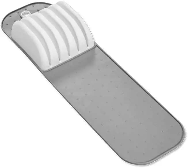 Tappetino Premium per Coltelli, Organizzatore con Fessure Antiscivolo per 5 Coltelli, Inserto per Cassetto che Protegge le Lame, Soluzione Salvaspazio per la Cucina