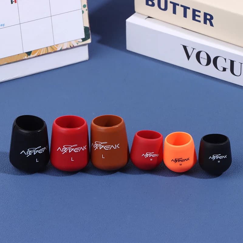 NUOVO 1 Pezzo Custodia Protettiva per Manico Canna da Pesca in Silicone, Protezione per la Base della Canna, Cappuccio Terminale per Canna da Pesca, Accessori Colore Casuale