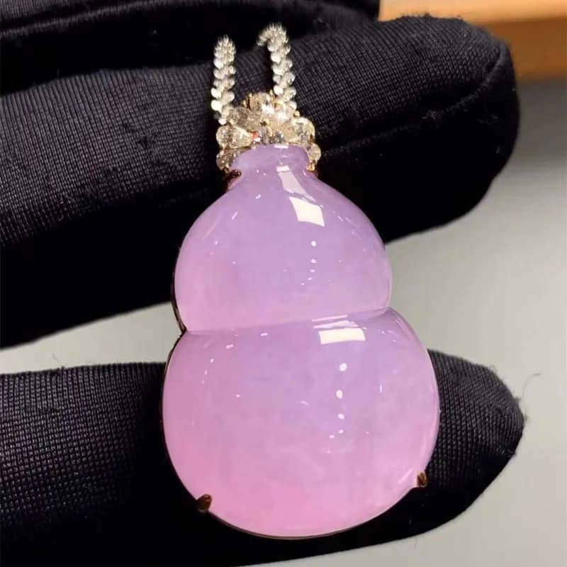 Myanmar Violet Ice Jadeite Gourd with K Gold Inlay and Pinkish-Purple Pigeon Egg-Shaped Jade Pendant Necklace