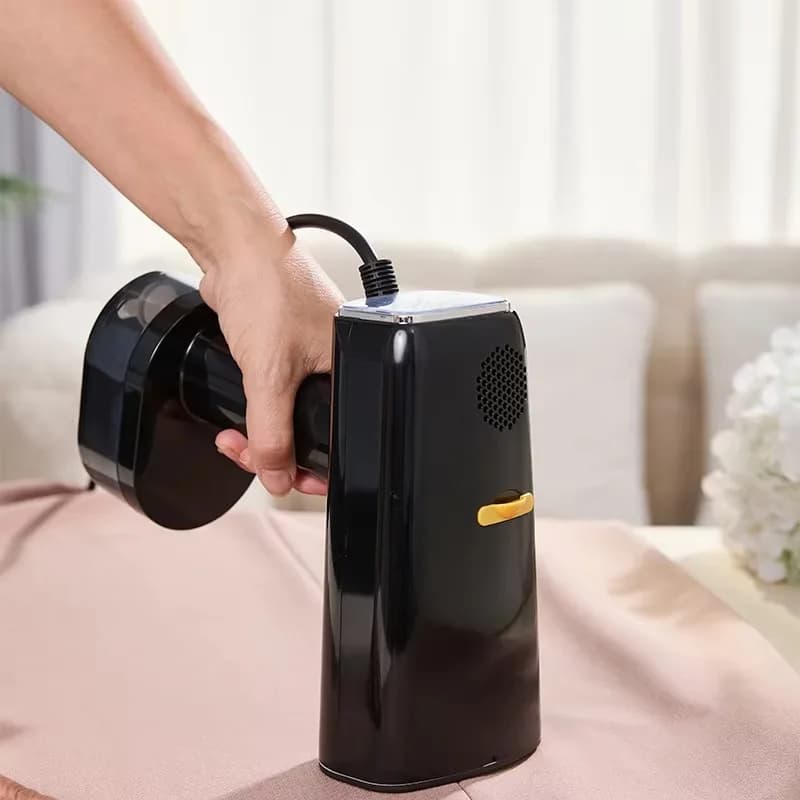 Nuovo Ferro da Stiro a Vapore Portatile 2100W 2025 con Aspirazione d'Aria, Stiratura a Vapore Manuale, Anti-Piega e Riscaldamento Rapido