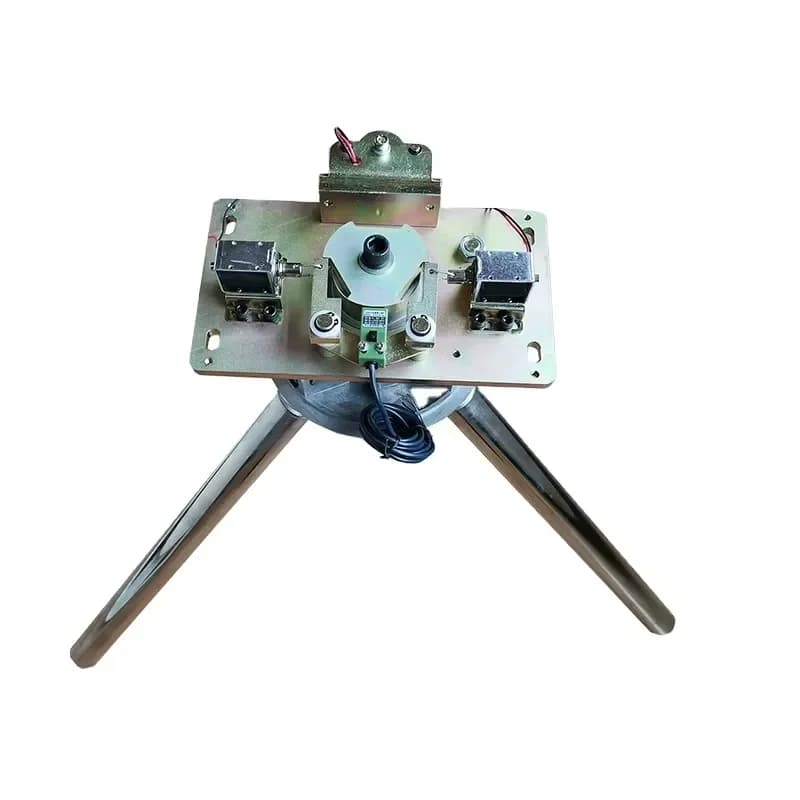 Meccanismo semiautomatico per tornello a tre bracci con solenoide e struttura elettromagnetica per