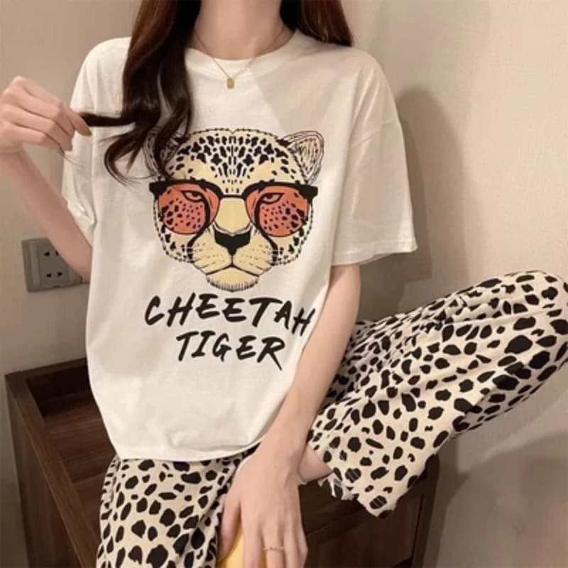 Nuovo Set Estivo di Pigiama a Maniche Corte per Donna, Abbigliamento da Casa in Stile Cartoon, Comodo e Casual, Set Due Pezzi