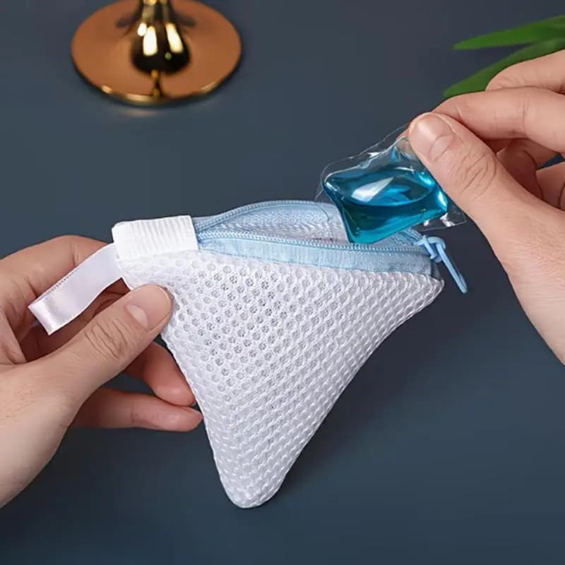 Quadrati/Triangolari Bags for Detergent Capsules | Bags in thick polyester mesh for detergents in capsules and perfumed pearls, bag for small objects