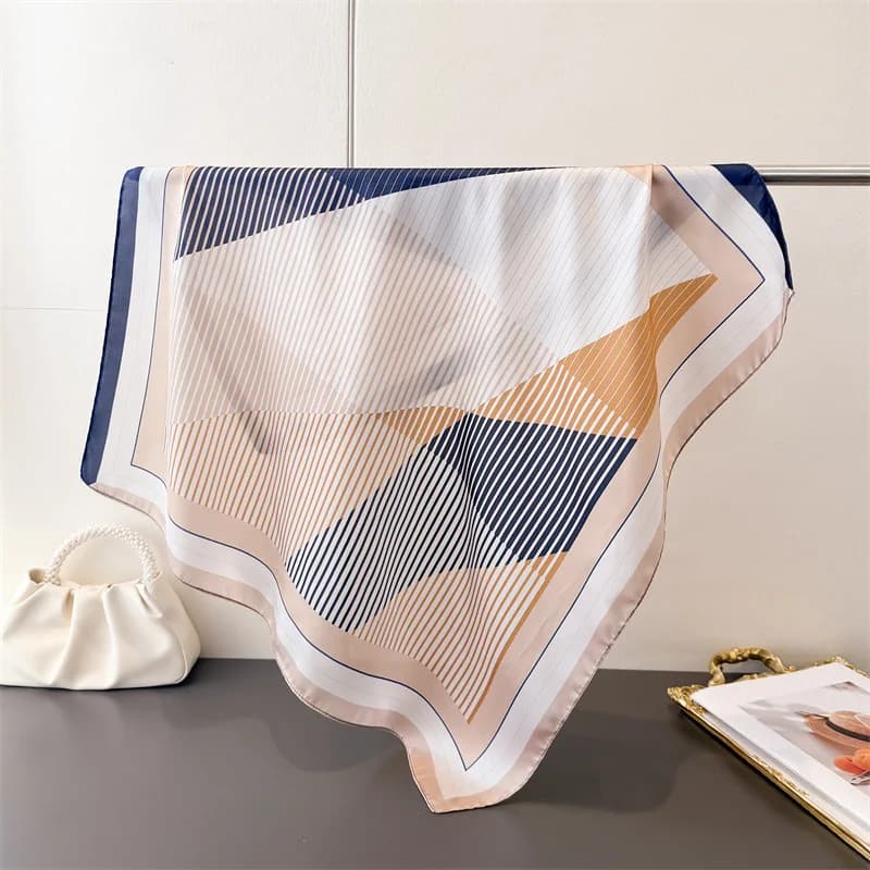 Sciarpa quadrata in seta di lusso con stampa a righe 70*70 cm per donna, elegante hijab, foulard, scialle morbido in seta per donna