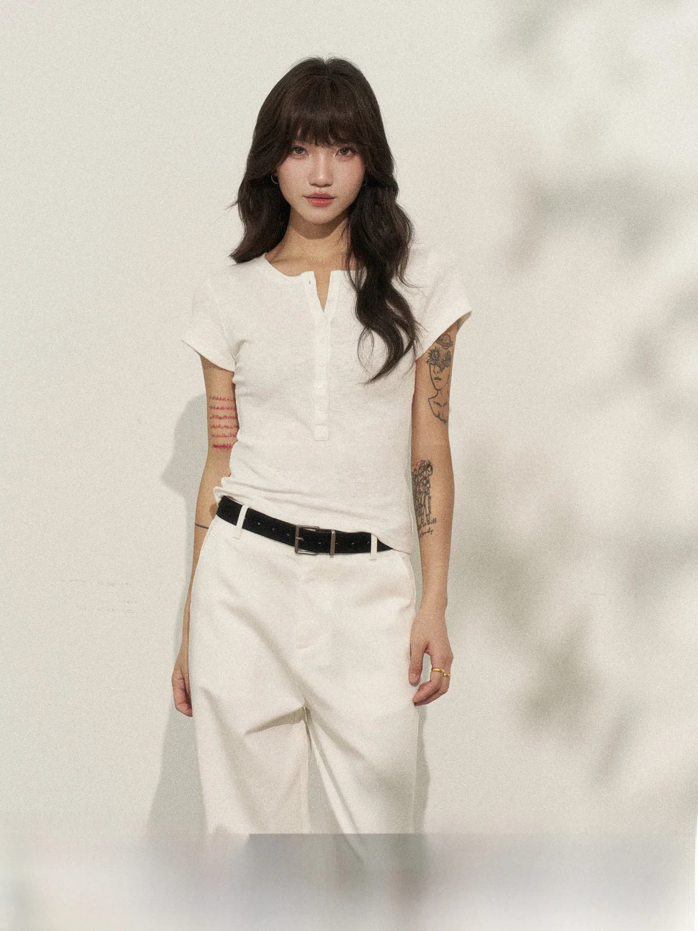 T-shirt a maniche corte stile coreano da donna, con bottoni, top casual in cotone, girocollo, basic estivo
