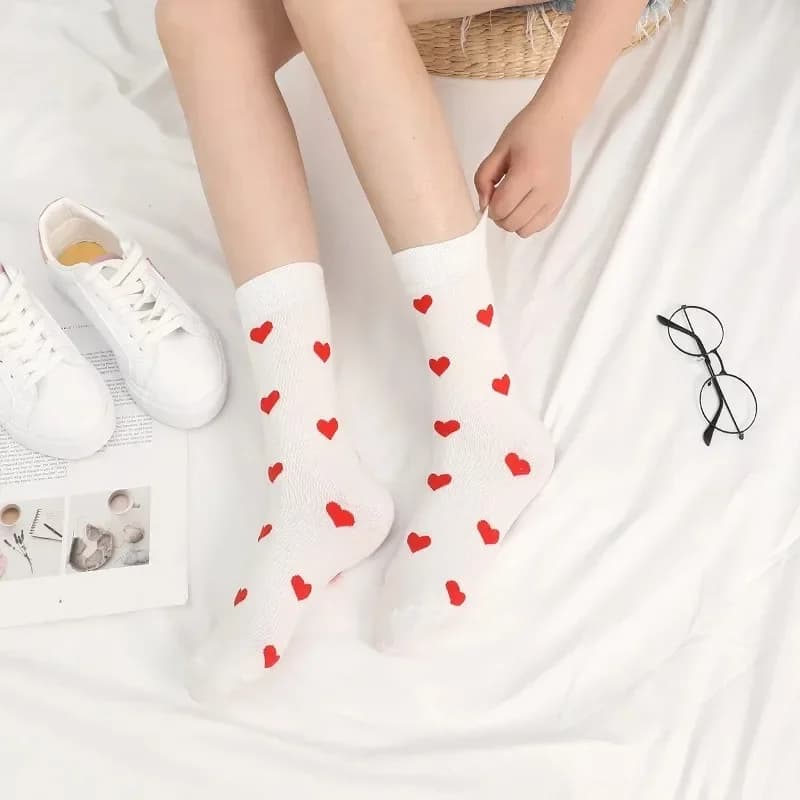 1 Pair Women Sweet Heart Socks Long Cotton Socks High Tube Lovely Soft Short Sock Breathable Sweat-Absorbing Casual Socks