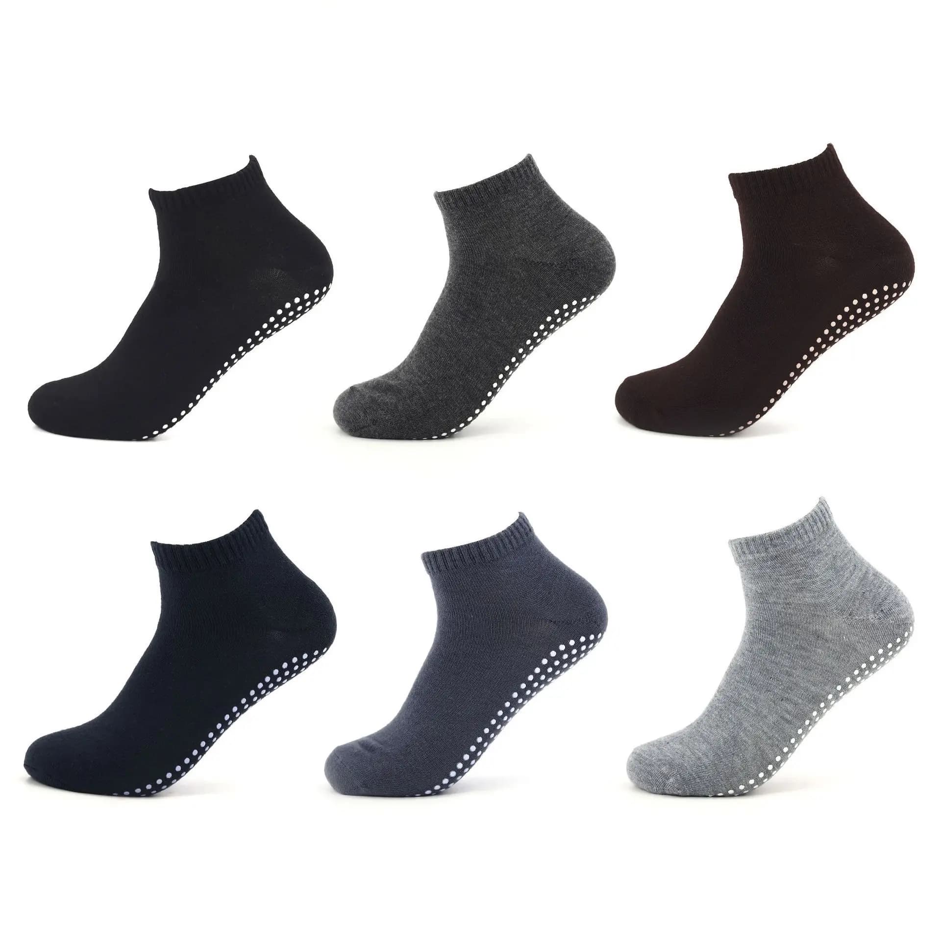 Black And White Unisex Socks Silicone Dot Sports Floor Ankle Socks Sweat Absorbent Breathable Non Slip Yoga Socks