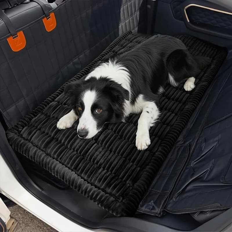 Summer Cool Soft Striped Plush Dog Bed Mat Non-Slip Washable Pet Travel Cushion Pad Thick Sleeping Mattress for Car Trunk
