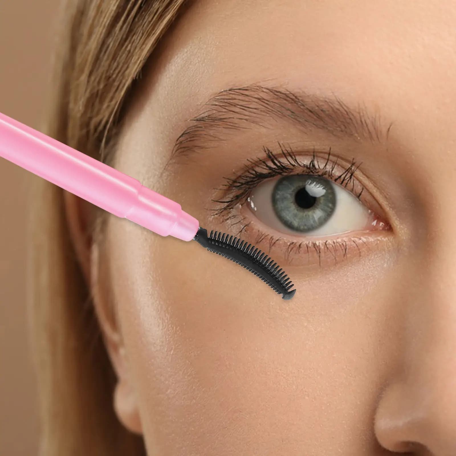 Set di 6 Eleganti Spazzole per Ciglia con Setole Morbide in Silicone, Facili da Pulire, Multifunzionali per Mascara e Separazione delle Ciglia