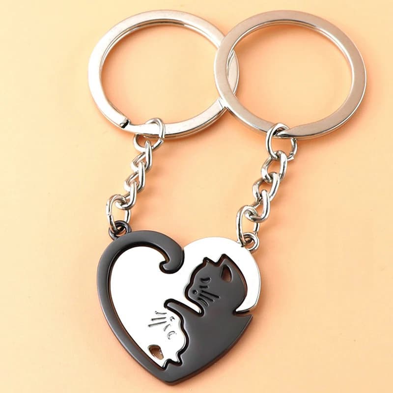 Simpatico portachiavi gatto abbraccio creativo patchwork cuore portachiavi rotondo coppia amanti portachiavi ciondolo borsa portachiavi auto accessori regalo