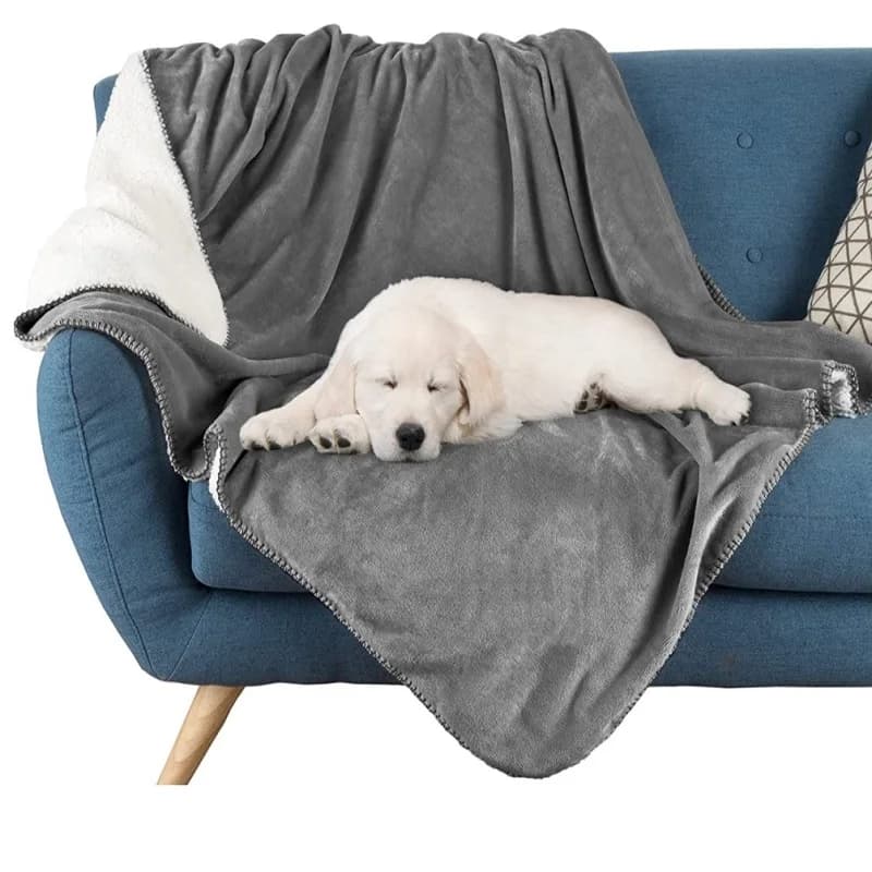 Coperta impermeabile per animali domestici per cani Coperta per animali resistente all'acqua per protezione del divano letto Coperta reversibile in morbido peluche per cani
