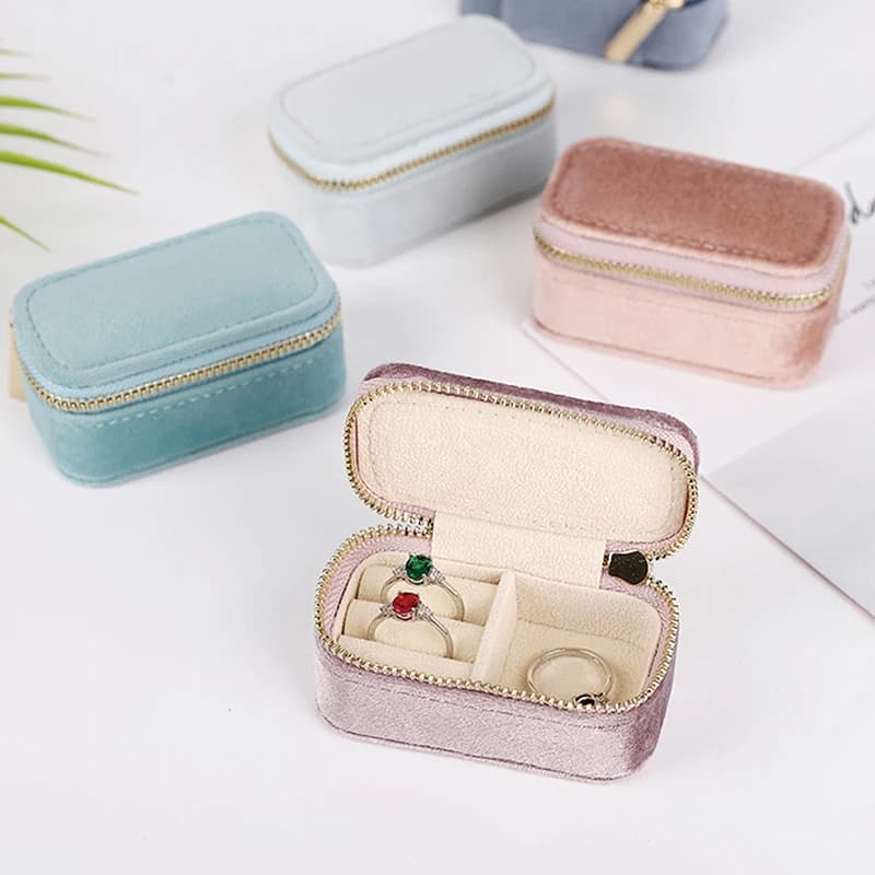 1 pz Mini scatola di anelli di velluto custodia per gioielli orecchini a strato singolo collana organizzatore borsa con cerniera Color caramella da viaggio portatile