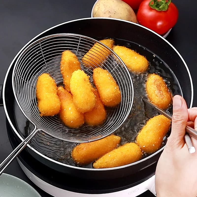 Filtro per alimenti con manico lungo in acciaio inossidabile, grande colino da cucina per uso domestico, colino per tagliatelle, gnocco, padella per olio, cottura, strumenti di cottura