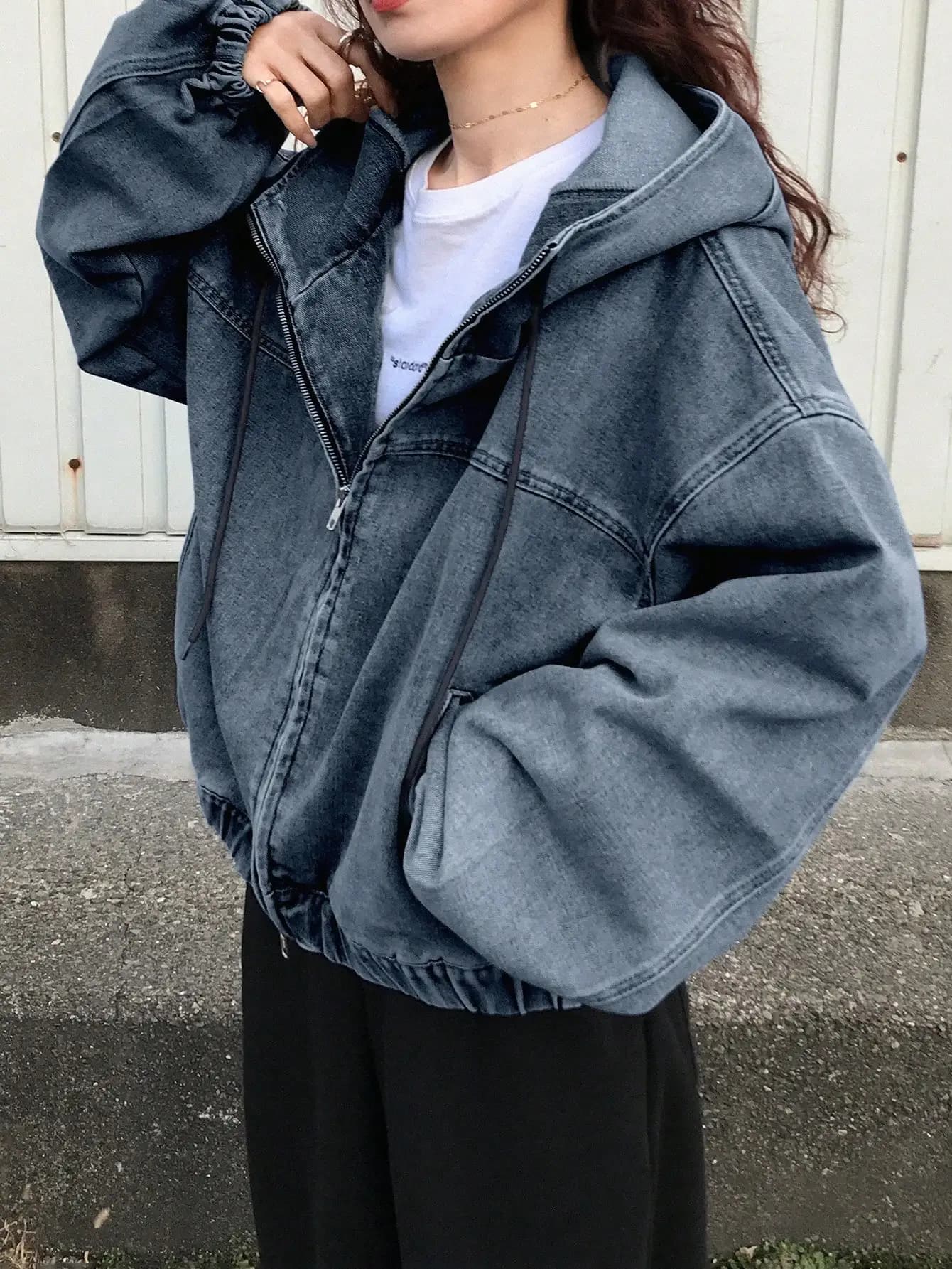 FRIFUL Women Dropped Shoulder Long Sleeve Zipper Front Drawstring Hooded Denim Jacket