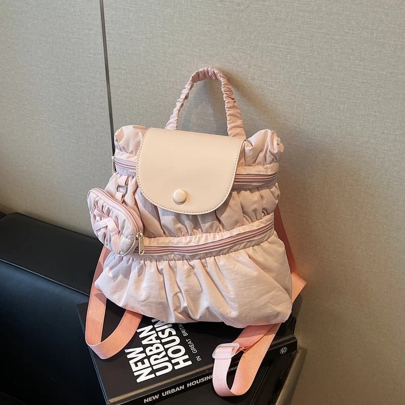 2025 Spring New Solid Zipper Wrinkles Backpacks Personality Popularity Large Capacity High Quality Portable Backpacks for Women