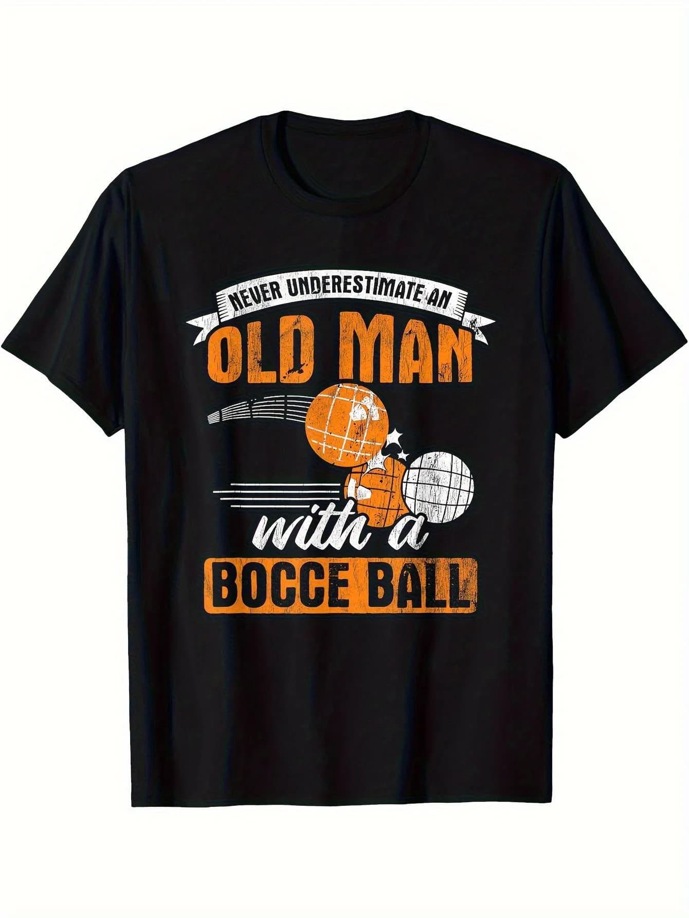 Divertente maglietta con stampa di slogan a tema golf e palline da golf - "Non sottovalutare mai un vecchio che tiene una pallina da golf"