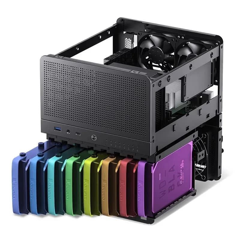 Server multimediale all-in-one, Electric Electric 2. Piccolo server NAS, 5 dischi rigidi, hot-swappable, 6 porte hardware.