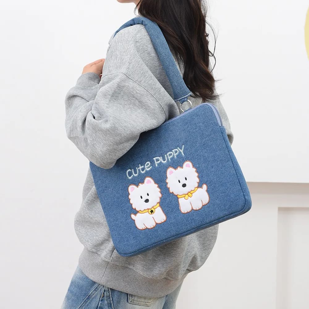 Simpatica borsa per laptop con cucciolo di cartone animato, custodia antiurto con ricamo in peluche per laptop da 13-14 pollici, compatibile con MacBook Xiaomi Huawei
