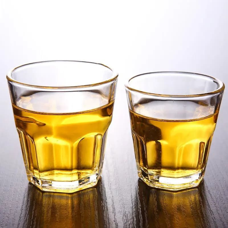 Set di 2 Bicchieri da Bar Classici per Brandy, Bicchieri da Whisky con Fondo Spesso, Eleganti Calici da Vino, Tazze Trasparenti per Espresso