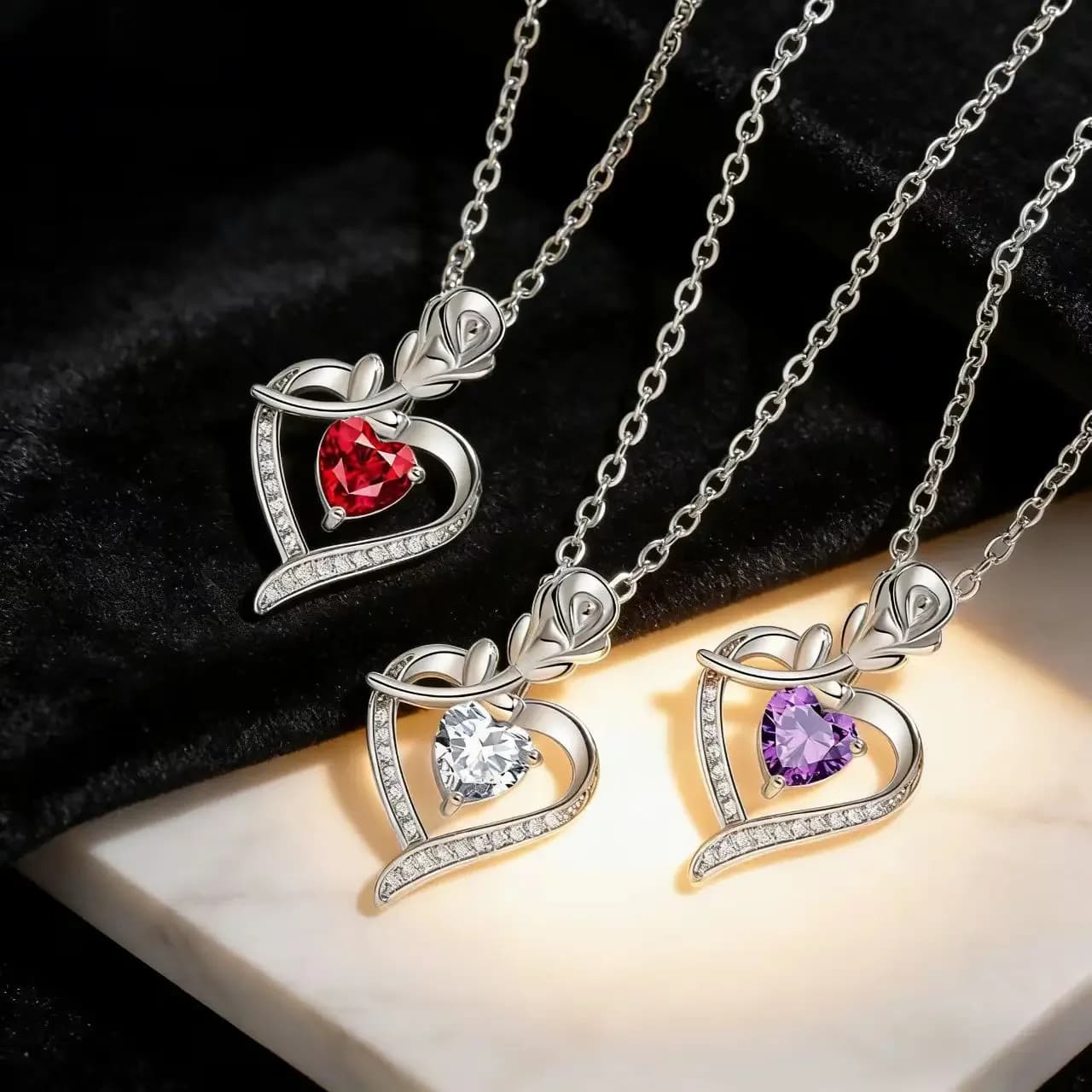 Nuova collana con diamante a forma di rosa, catena per clavicola di alta gamma, semplice, alla moda, elegante, raffinata, all'ingrosso.