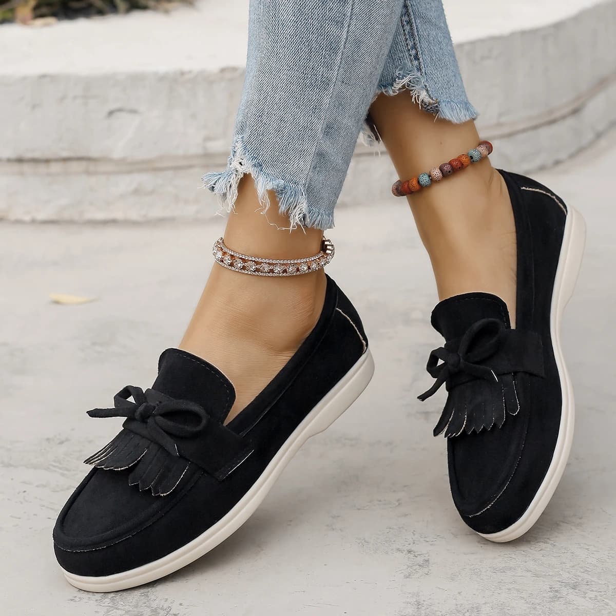 Primavera e autunno 2025 stile britannico pigro un pedale scarpe basse a fondo piatto femminile Joker antiscivolo mocassini per il tempo libero a testa tonda