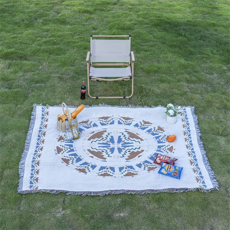 Coperta da Campeggio con Motivi Geometrici Boho, Tappetino da Picnic Intrecciato con Frange, Asciugamano Portatile Antiscivolo per Escursioni e Festival