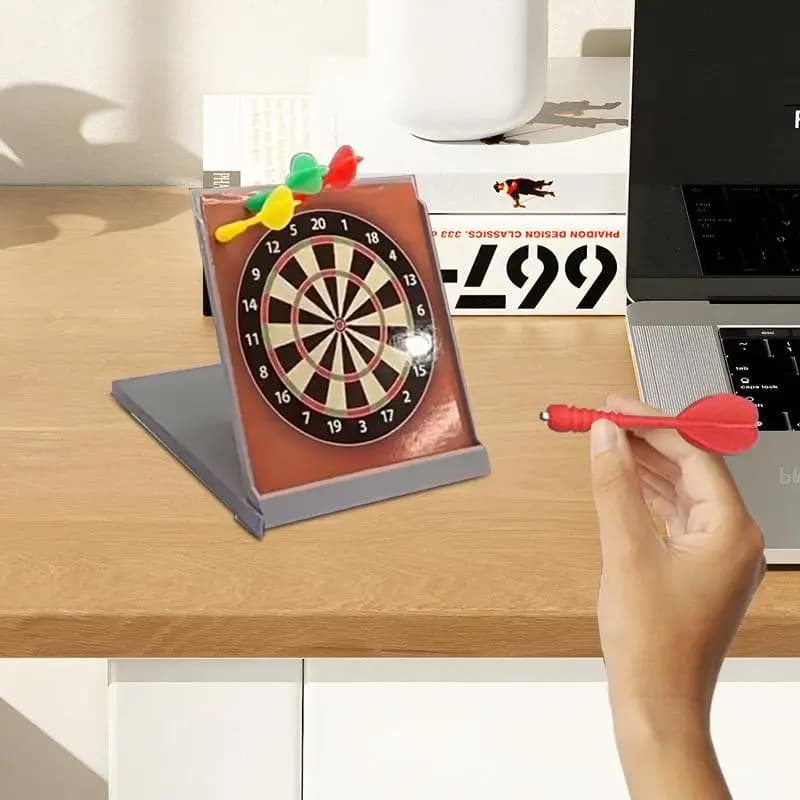 Set di freccette magnetiche 4 pezzi Stili multipli Voli di freccette Dardo colorato Punta morbida Freccette Gioco di lancio di freccette sicuro professionale