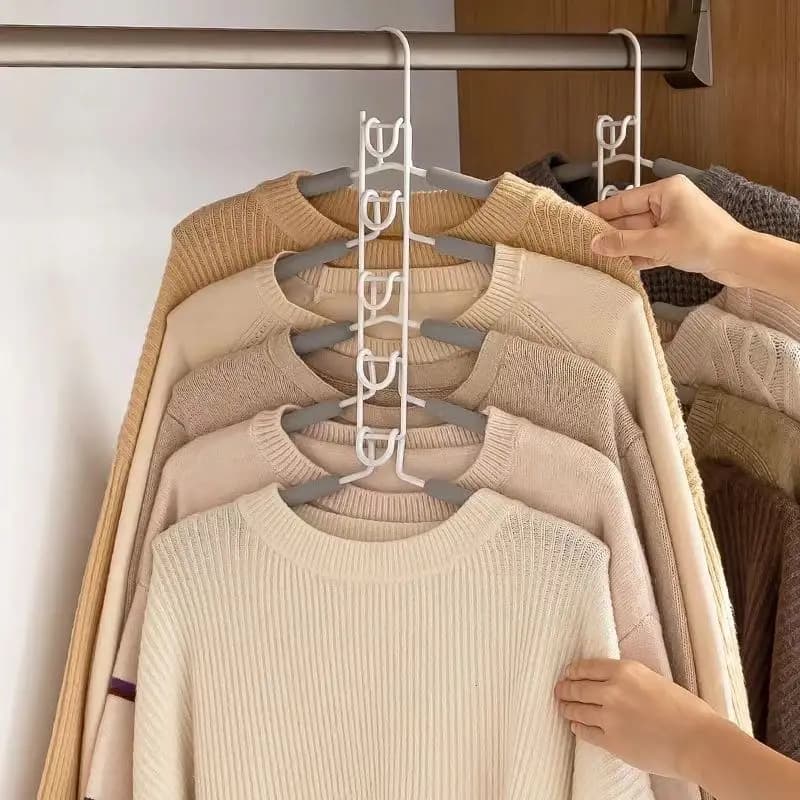 6 metal hangers with anti-slip foam bearings, suitable for coats, sweaters, dresses, T-shirts - Essential for storing the wardrobe, tool for the organization of modern clothing