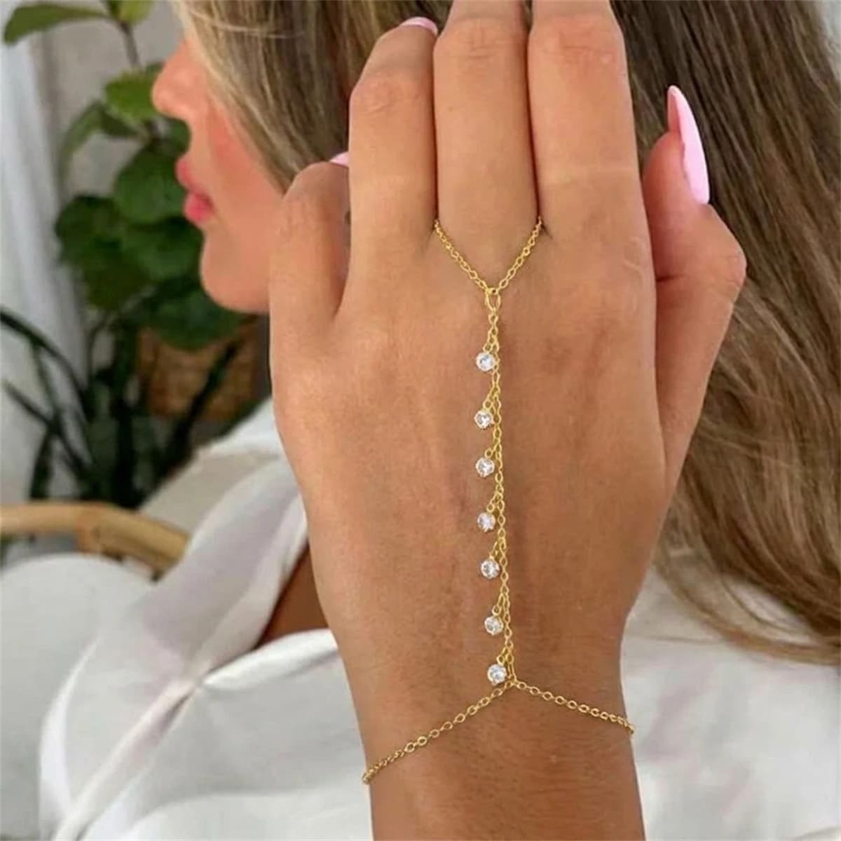 Fashion Shiny Zircon Teardrop Connected Finger Ring Bracelets for Women Crystal Tassel Link Chain Bracelet Girls Party Jewelry
